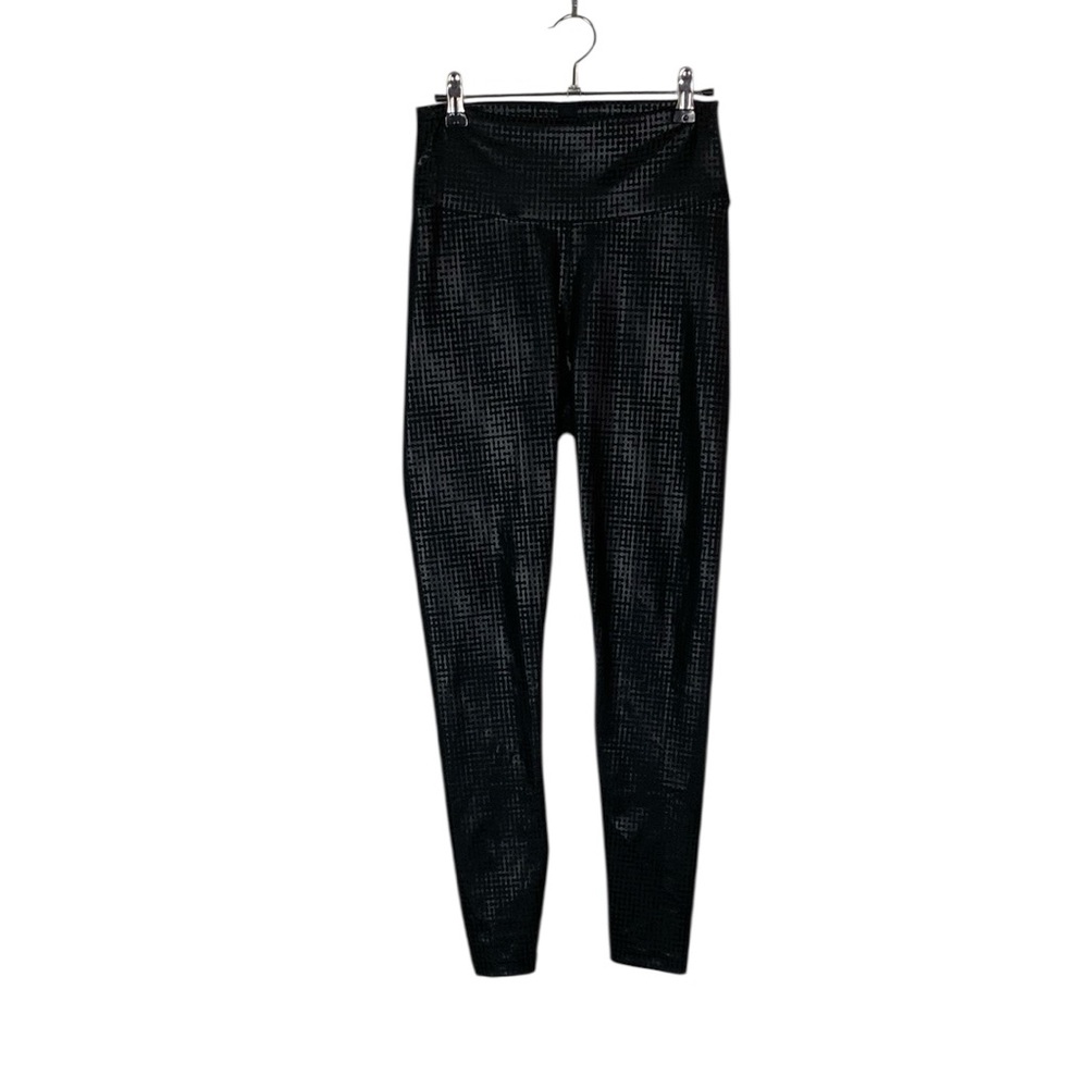 Peloton black patterned shine leggings